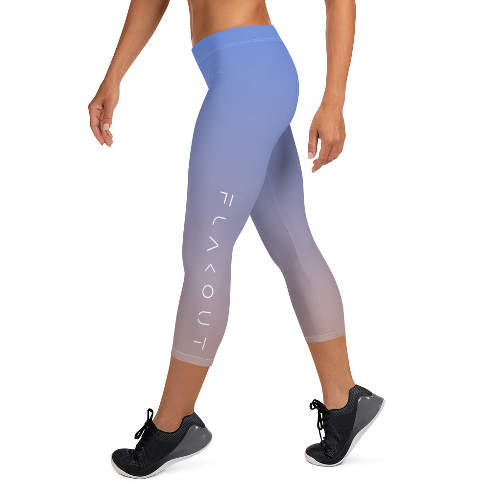 Seaside Dream Women's Capri Leggings - FLAKOUT