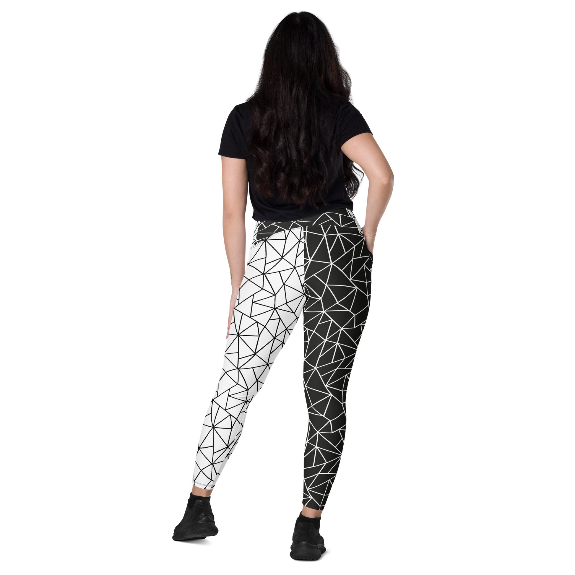 Angular Allure Women's Double Color Leggings With Pockets - FLAKOUT